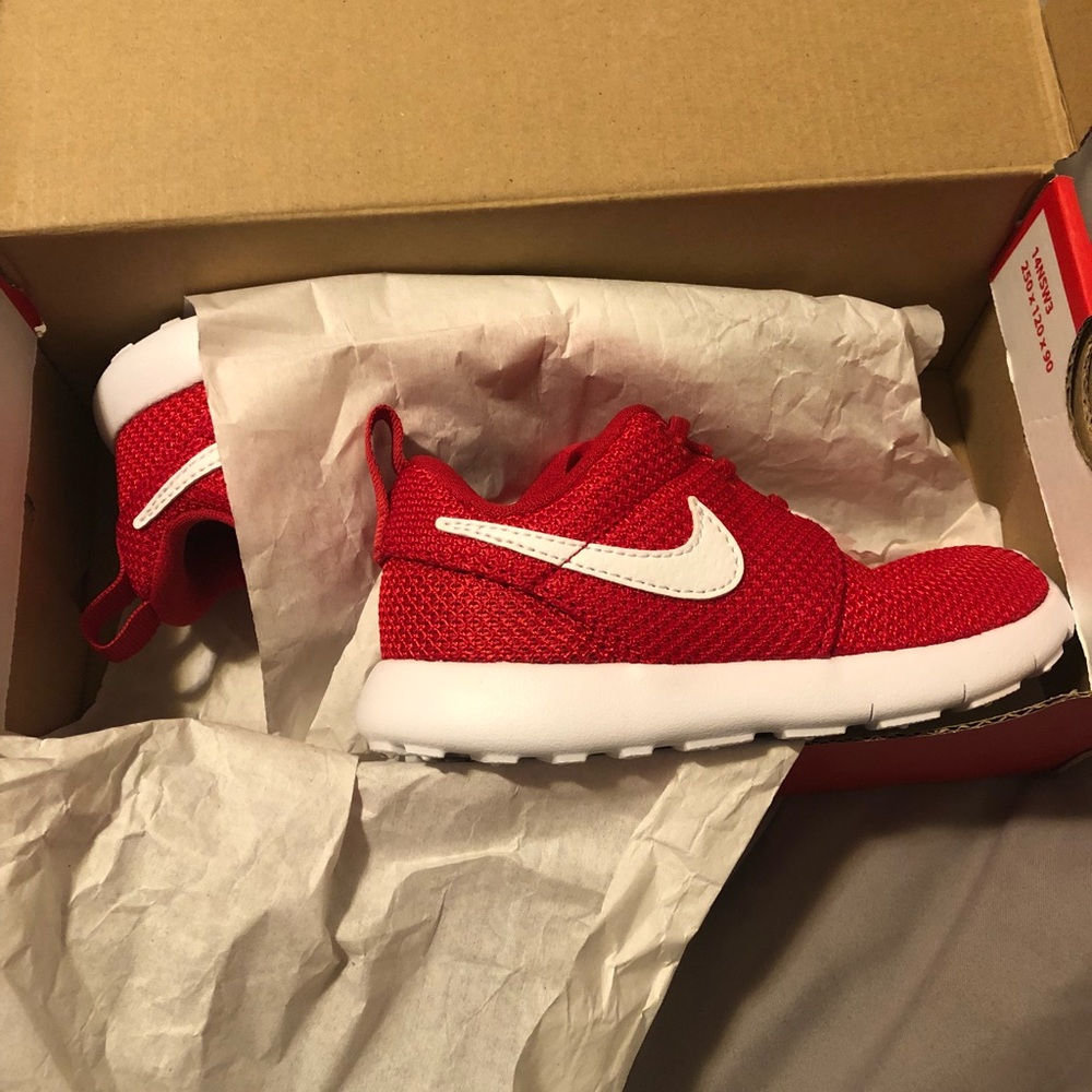 NEVER WORN toddler shoes